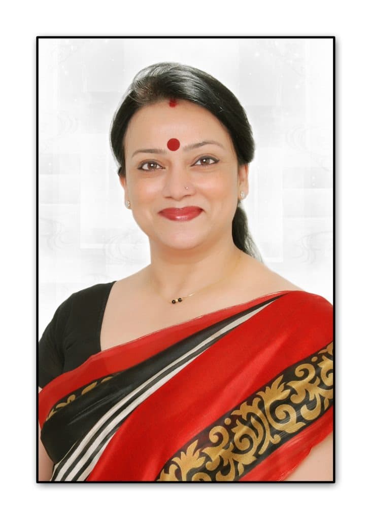 Dr Santwana V